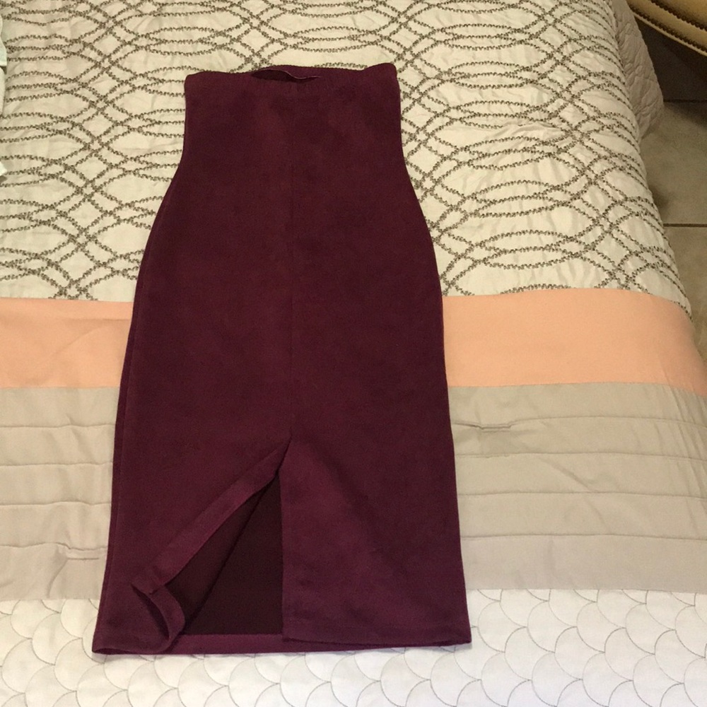 Dress - Picture 2 of 2